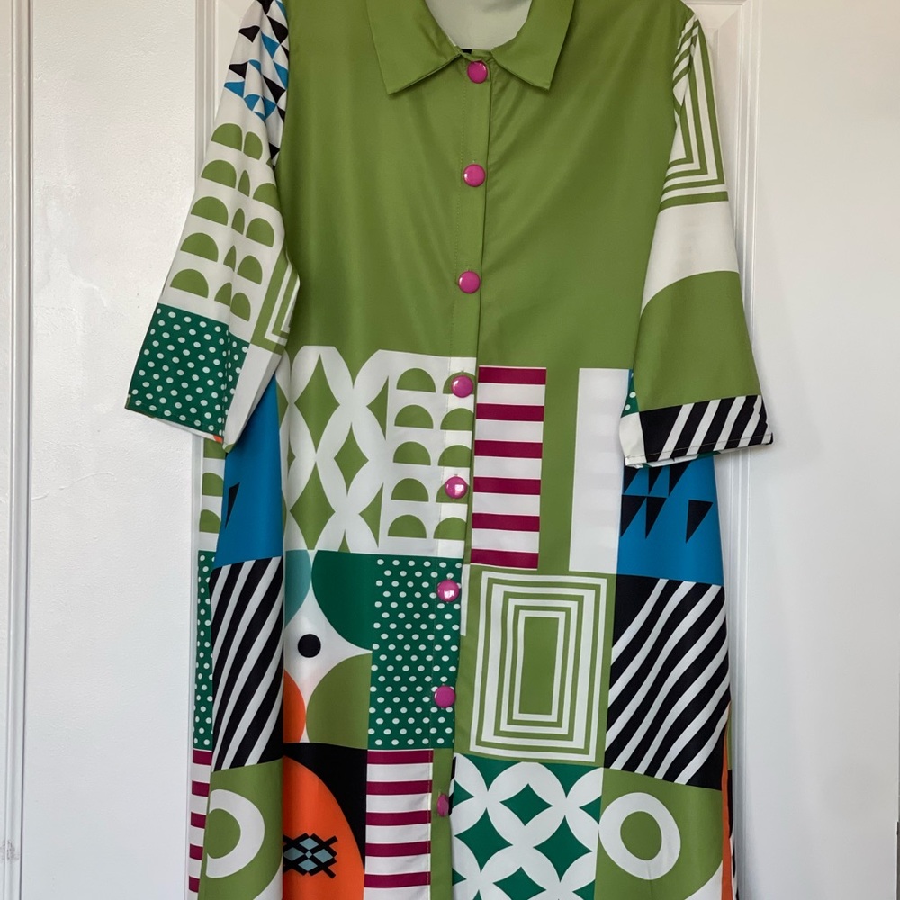 NEW Casual Green 3/4 Sleeve Dress with Geometric Pattern
